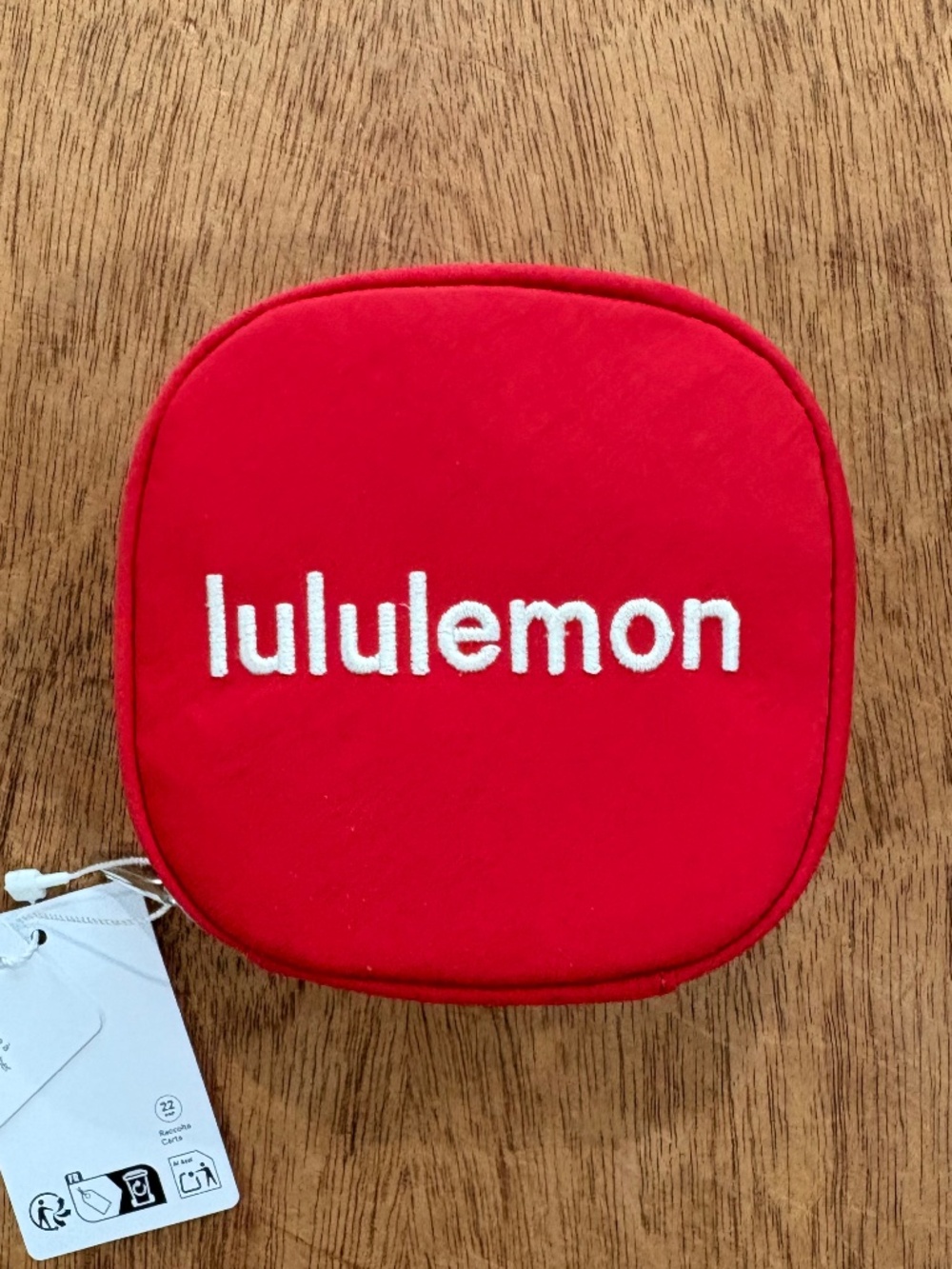 Lululemon capable commuter organizer pouch graphic oxford red